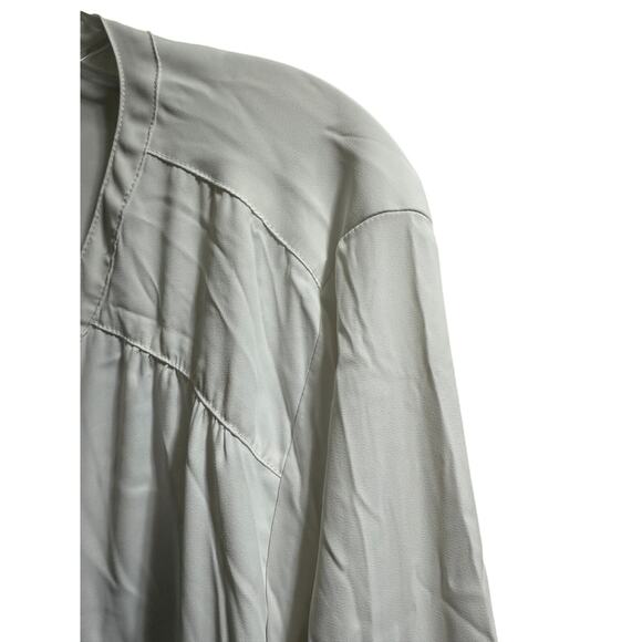 Torrid White Harper Long Sleeve Blouse - Size 3 - Picture 4 of 7